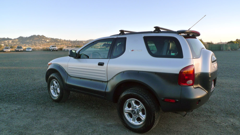 Illustration for article titled Why The Isuzu Vehicross Is The Next Great Future Classic
